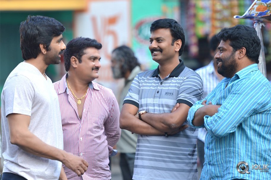 Nela-Tickettu-Movie-Working-Stills